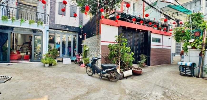Nhà